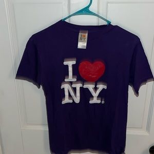 Purple adult medium I Love NY t-shirt in excellent condition